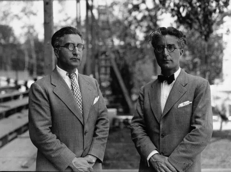 Expertise des œuvre de l'artiste et présentation de celui-ci, photo portrait des artistes "Jan et Joël Martel" de 1932