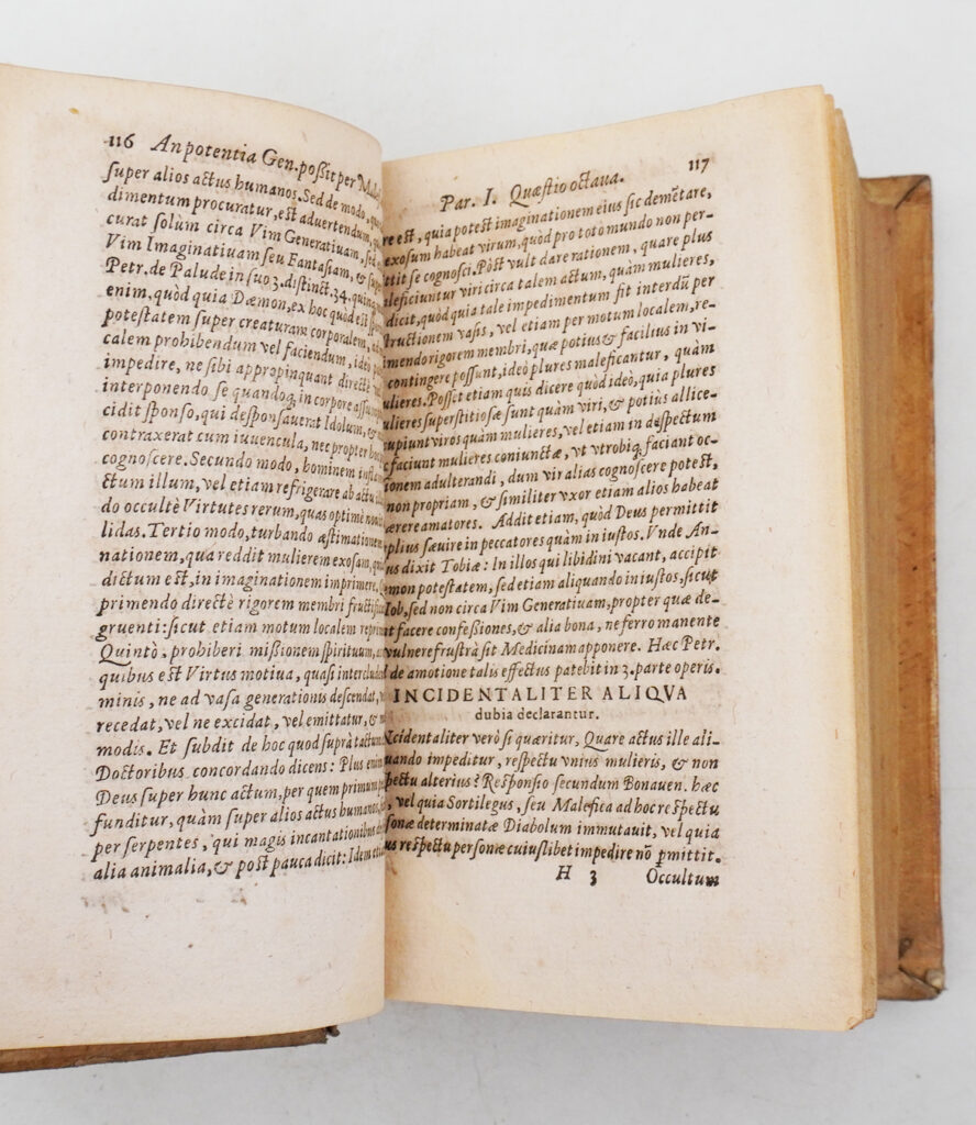 N0991-0102 Première édition du ""Marteau des Sorcières"" à contenir les traités de Basin, Molitor, Gerson et Murner.