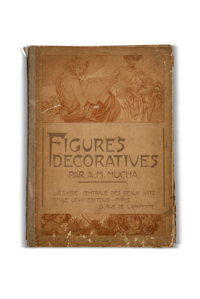 Alphonse MUCHA (1860-1939)_"Figures décoratives" Adjugé 4 200 €
