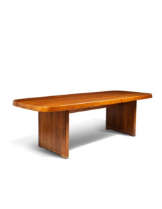 Pierre CHAPO (1927 - 1987)Pierre CHAPO (1927 - 1987) "T20A" Description : Table de salle à manger en orme massif. 76 x 260 x 93 cm P0833-0001 Adjugé 12 000 €