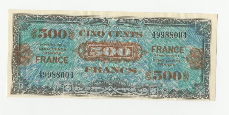 500 F verso France sans série. VF 26/1. Très grande rareté et de plus à l’état neuf ! En 1996, une dizaine d’exemplaires étaient connus (lettre de Michel Prieur au propriétaire jointe). En 2015, Claude Fayette semble indiquer qu’une vingtaine sont connus, mais aucun (hors spécimens) à l’état de neuf.