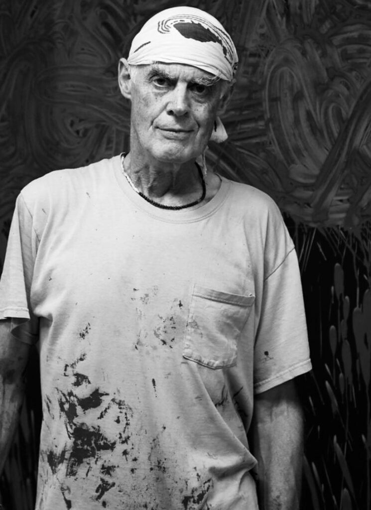 Expertise des œuvre de l'artiste et présentation de celui-ci, portrait photographique de l'artiste "Richard Long" en noir et blanc