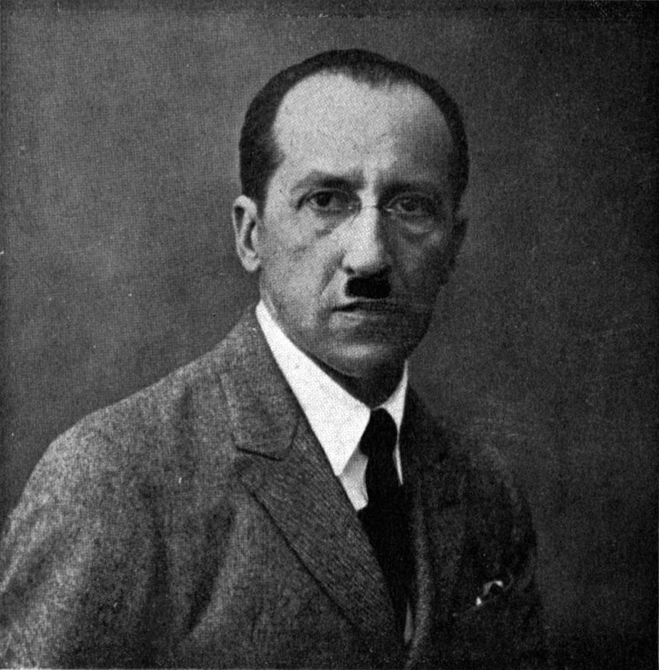Expertise des œuvre de l'artiste et présentation de celui-ci, portrait photographique de l'artiste "Piet Mondrian" en noir et blanc