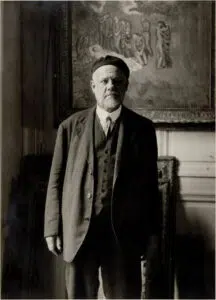 Expertise des œuvre de l'artiste et présentation de celui-ci, portrait photographique de "Ambroise Vollard" en noir et blanc