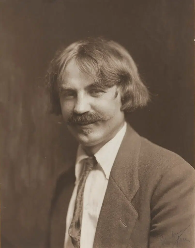 Expertise des œuvres de l'artiste et présentation de celui-ci, portrait photographique de l'artiste "Boleslaw Biegas" vers 1923, photographie par Benjamin, Bibliothèque polonaise de Paris