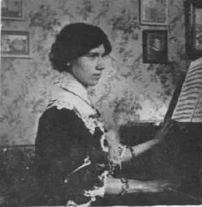 Expertise des œuvres de l'artiste et présentation de celui-ci, portrait photographique de l'artiste "Manolita Piña” (1908)