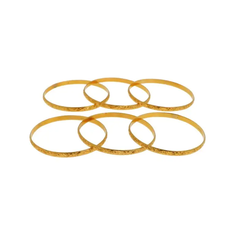 P2785_0002, Lot de six bracelets joncs en or jaune 18K (750°/°°) à motifs de volutes en frise. Travail marocain. Poids net: 129 gr. D: 75 mm Petits chocs. Expertise et estimation par Fabien Robaldo