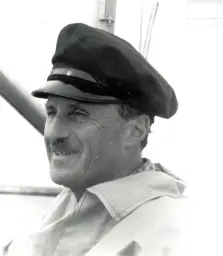 Expertise des œuvres de l'artiste et présentation de celui-ci, portrait photographique de l'artiste "Charles Lapicque”