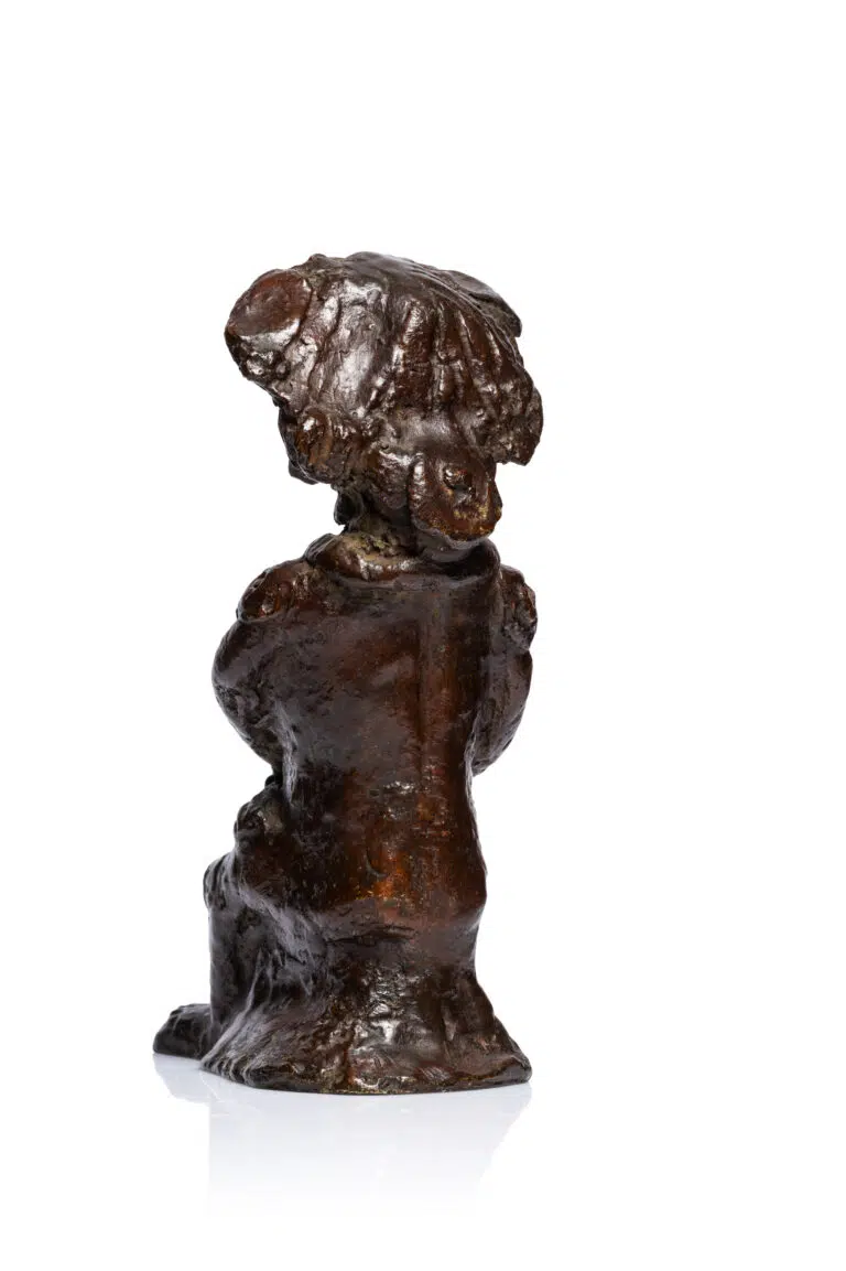 André DERAIN (1880 - 1954) - Expertise de sculpture en bronze à patine brune - Adjugé 4 200 € - Sculpture en bronze à patine brune, fonte d'édition réalisée d'après la terre cuite conservée au Musée d'Art Moderne, Paris Ht: 17,8 cm Base 10,5 x 6 cm