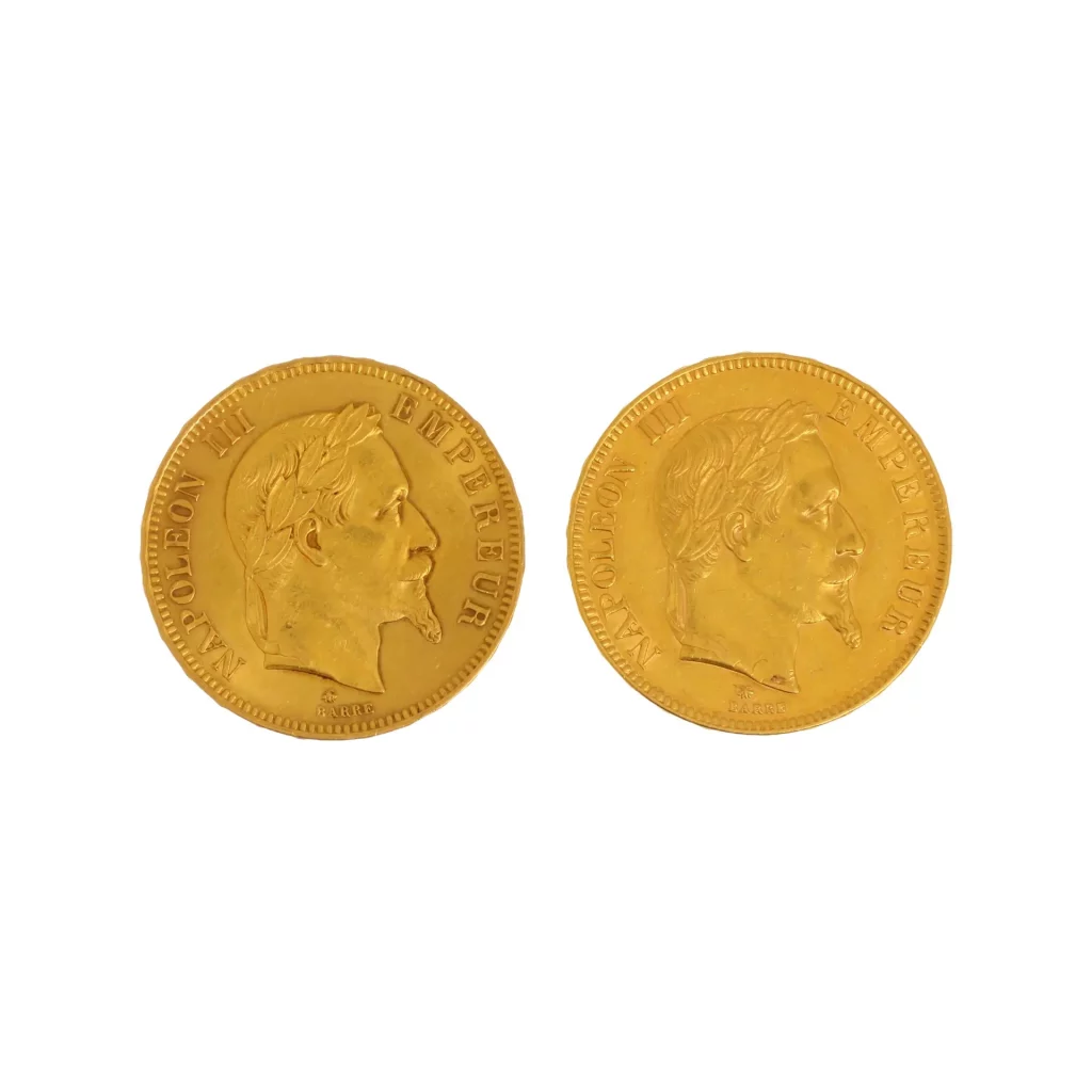 Expertise et estimation en numismatique, Deux pièces de 100 francs or Napoléon III tête laurée (1 x 1866 A ; 1 x 1867 A). Poids net: 64.4 gr, adjugé 5 520 €